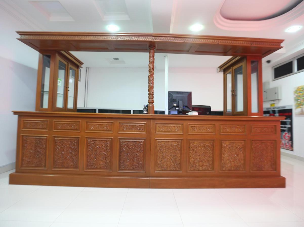 Super Oyo 89435 Nusantara Group Hotel Jertih Dış mekan fotoğraf